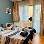 Apartment Luxury Oasis In Absolute Center Of *