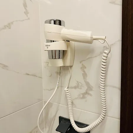 Luxury Oasis In Absolute Center Of