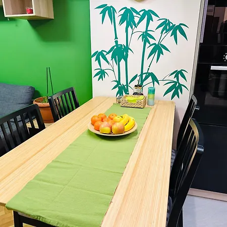 Luxury Oasis In Absolute Center Of *