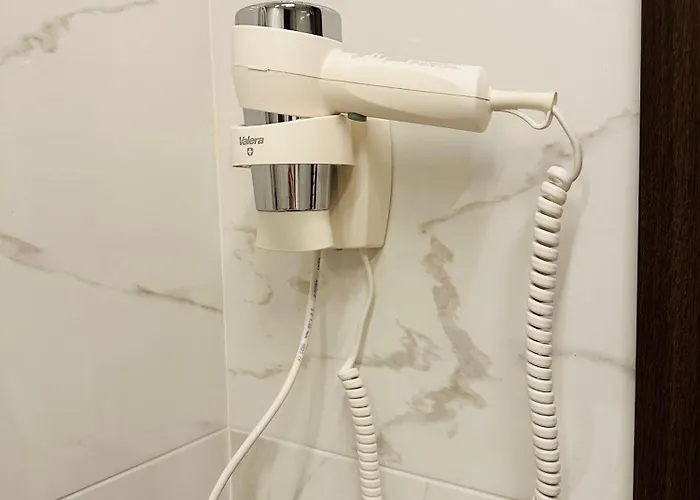 Luxury Oasis In Absolute Center Of